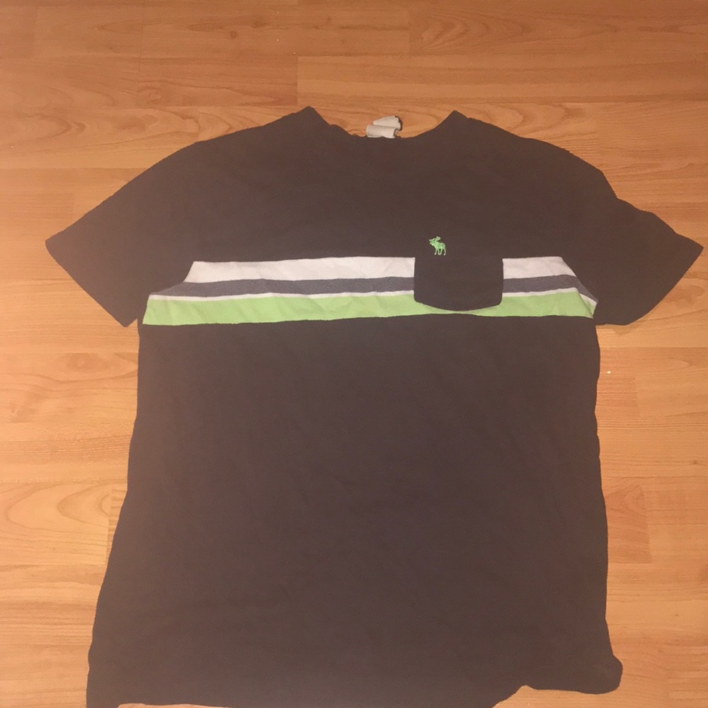 Abercrombie kids t shirt